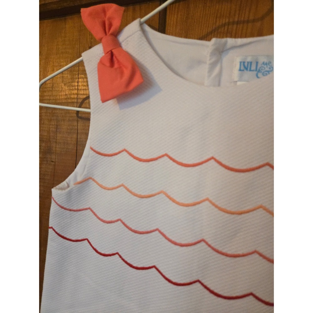 NWT - LULI & ME - Girls White Pique Scalloped Embroidered Bow Dress Size 6 - Picture 2 of 7